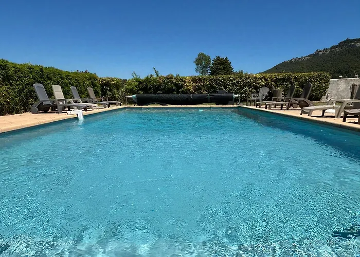 Appart. 4 pers a 6 Kms de Cassis avec acces piscine