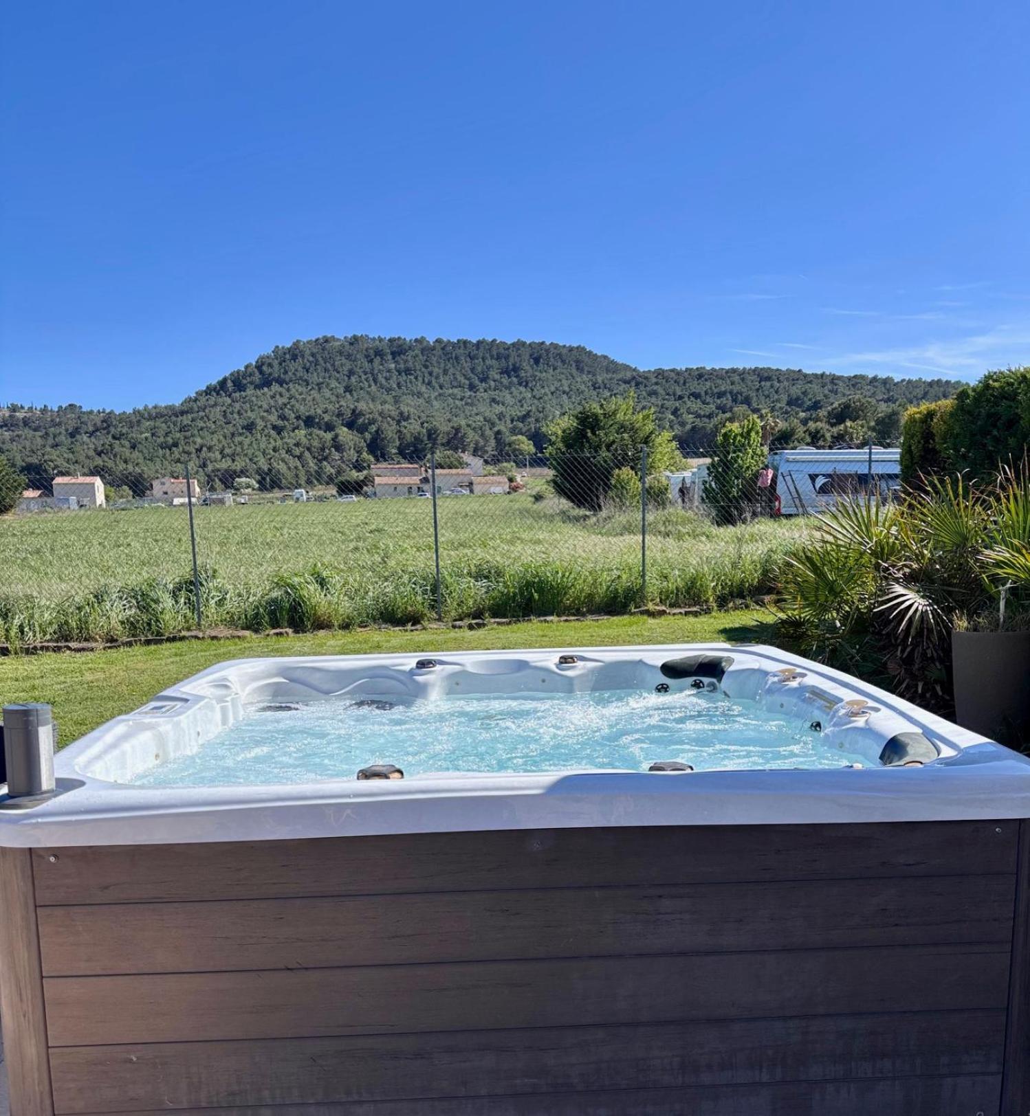 Appart. 4 Pers A 6 Kms De Cassis Avec Acces Piscine Apartment Roquefort-la-Bedoule
