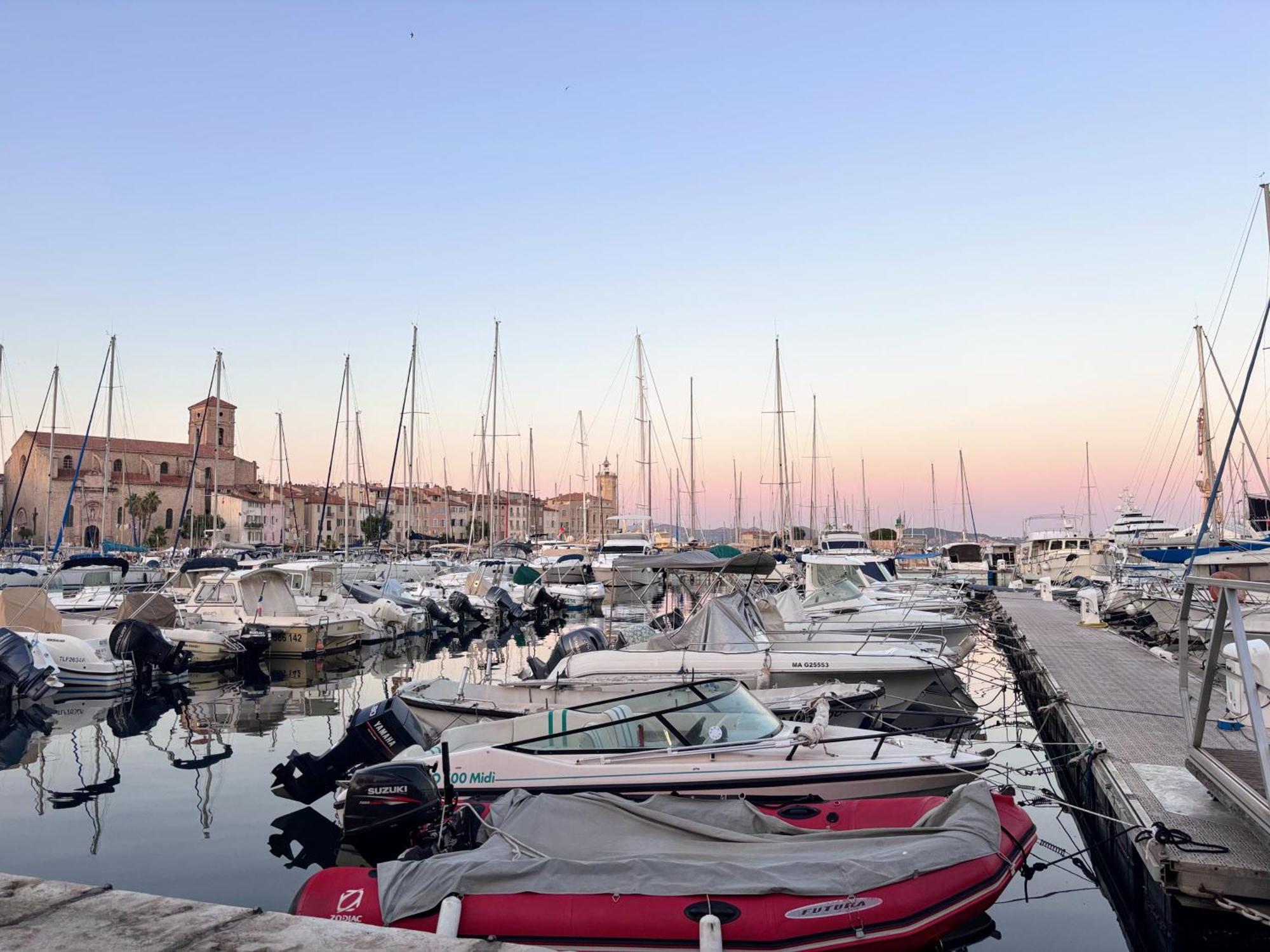 Apartment Appart. 4 Pers A 6 Kms De Cassis Avec Acces Piscine *