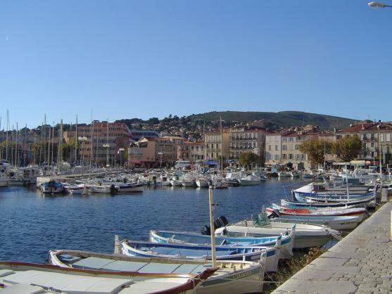 Appart. 4 Pers A 6 Kms De Cassis Avec Acces Piscine *