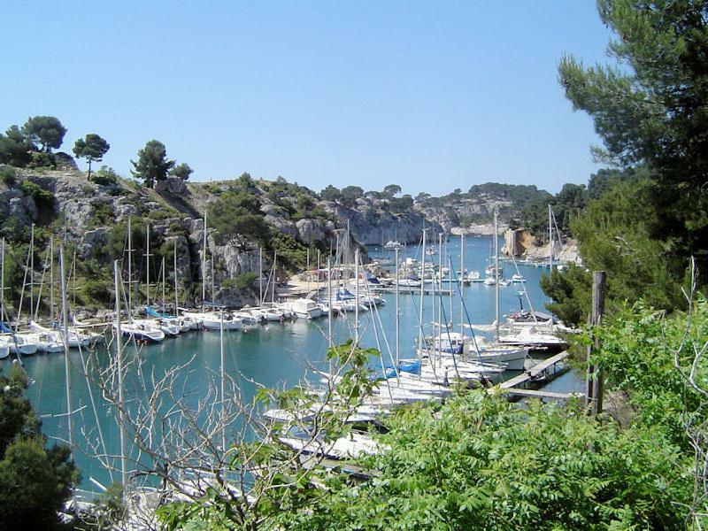 Appart. 4 Pers A 6 Kms De Cassis Avec Acces Piscine *