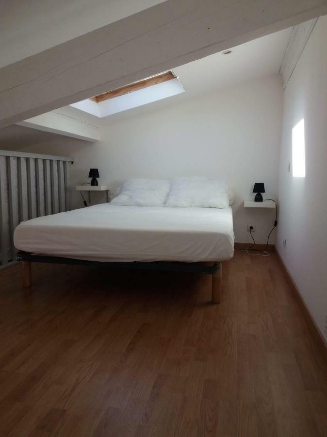 Appart. 4 Pers A 6 Kms De Cassis Avec Acces Piscine Appartement *